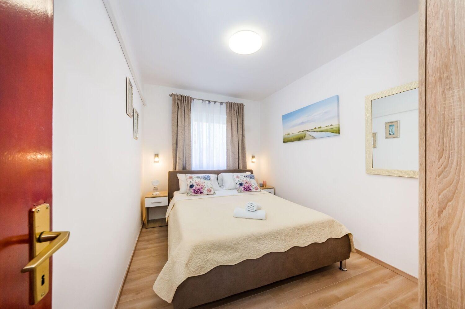 Apartments Dreamy - Free Parking نين المظهر الخارجي الصورة