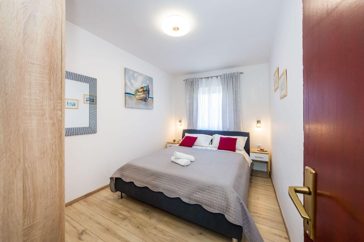Apartments Dreamy - Free Parking نين المظهر الخارجي الصورة